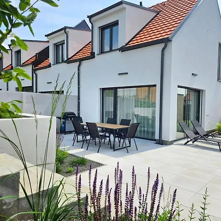 Apartmán Rodinný Se Zahradou Tre