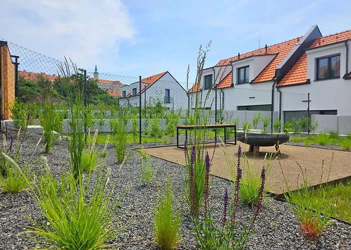 Rodinny Apartmanovy Se Zahradou Tre Mikulov